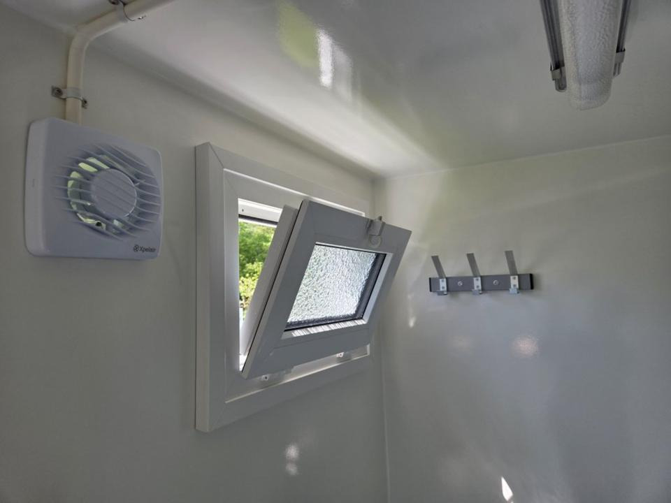 Remorque sanitaire toilette douche salle de bain – Image 6